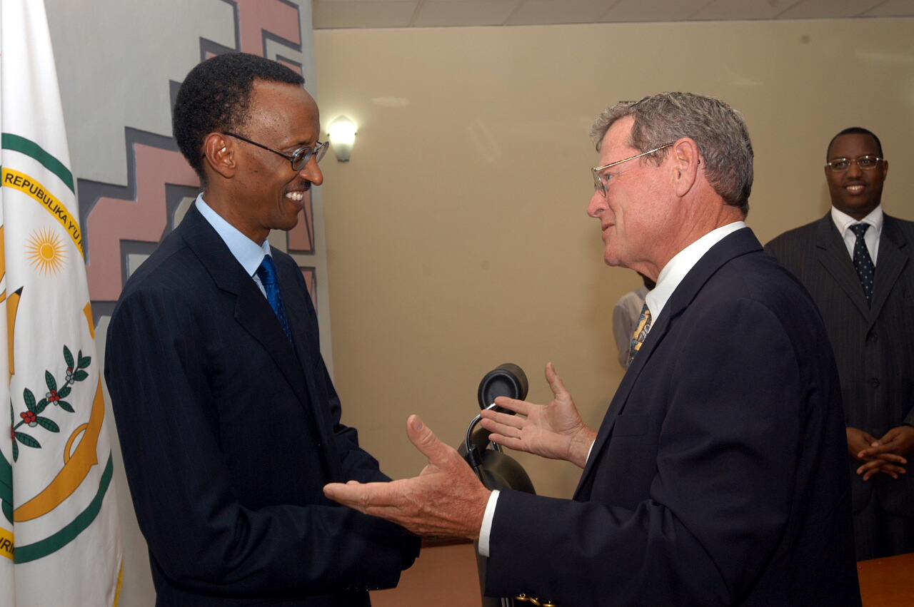 Inhofe meets  with President Paul Kagame of Rwanda.